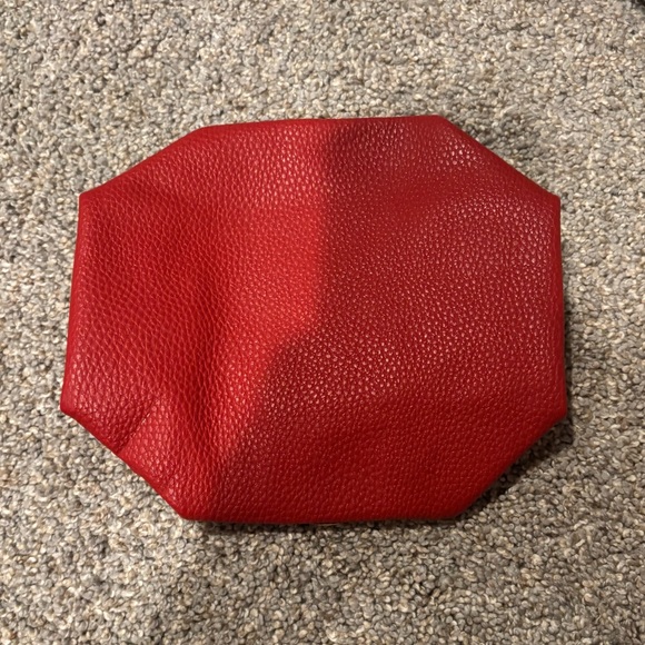 Tory Burch Red Pebbled Leather Logo Clutch Handbag - Picture 6 of 7